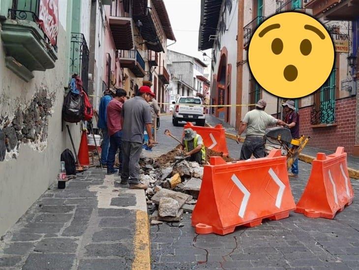 Hundimiento en calle Revolución revela un túnel de 124 años de antigüedad