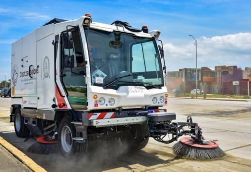 Así es como Coatzacoalcos se moderniza en la limpieza de calles y avenidas