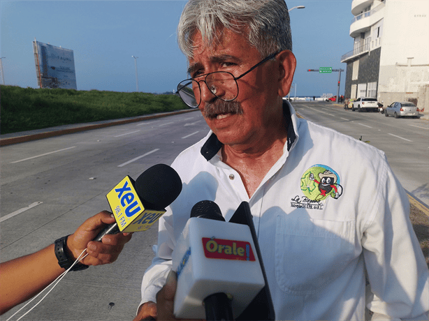 Reforestan avenida Juan Pablo II en Boca del Río con 100 árboles de pistacia vera