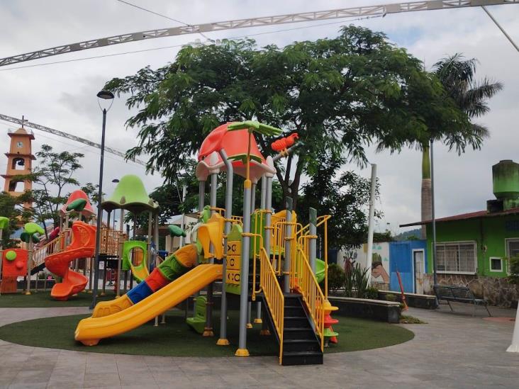 Avanza rehabilitación de parques y espacios públicos en Ixtaczoquitlán