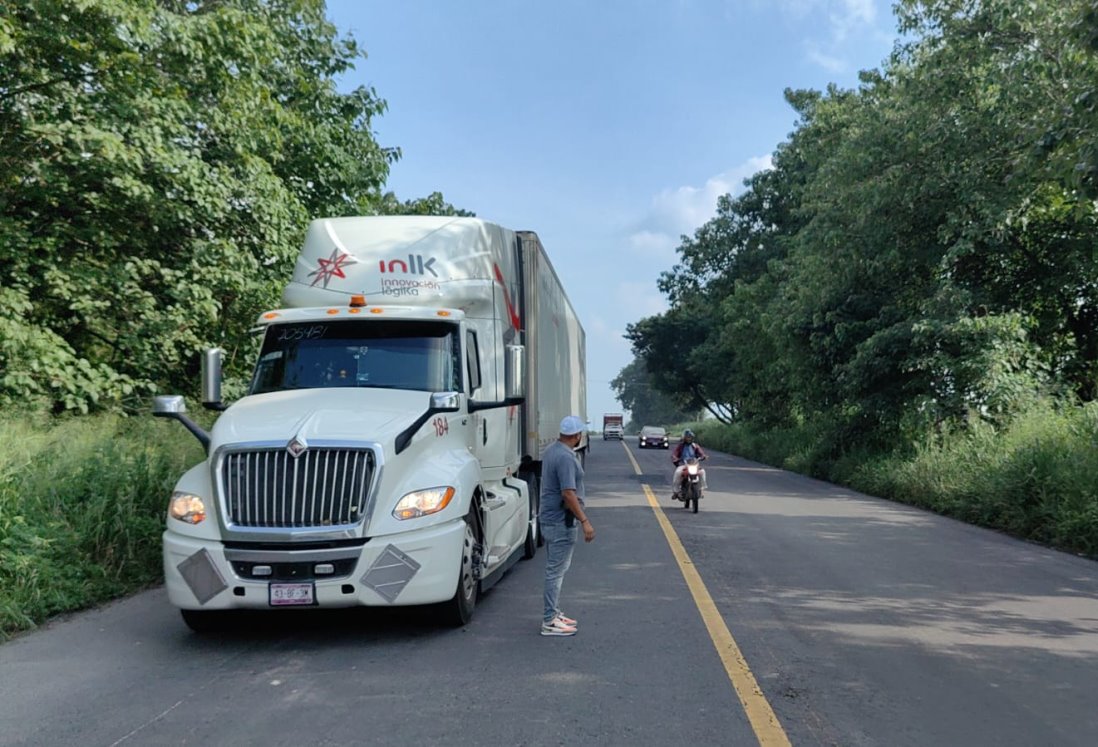 Capturan tractocamión involucrado en accidente fatal en Tierra Blanca