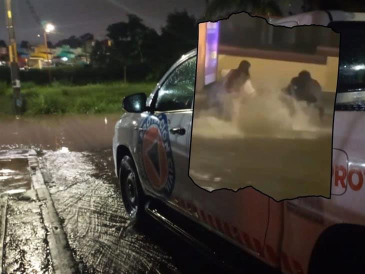 Torrencial lluvia arrastra a estudiante en Orizaba e inunda 10 viviendas en Córdoba (+Video)