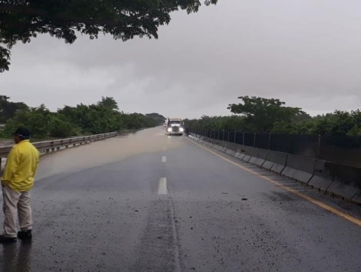 Advierte Capufe cierre parcial en este tramo de la autopista La Tinaja-Isla