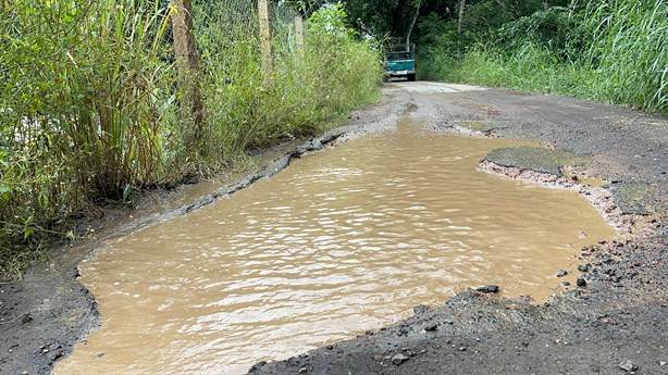 Por desatención de autoridades, carreteras de Jilotepec están a punto de desaparecer