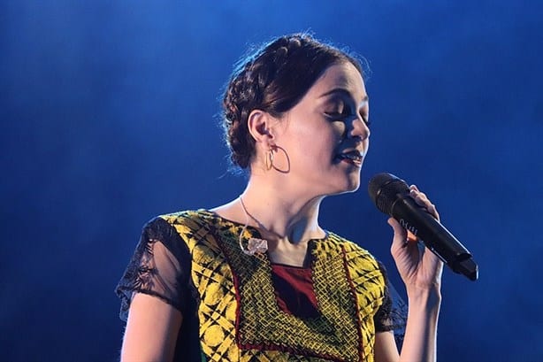 ¿Cuáles son las 5 mejores canciones de Natalia Lafourcade, según la inteligencia artificial?