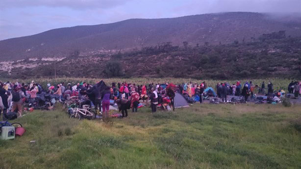 Caravana migrante parte de Acultzingo hasta Azumbilla, Puebla 