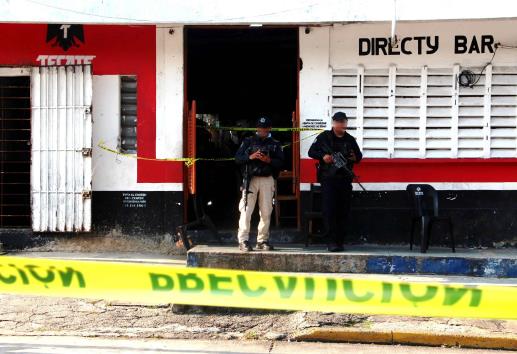 Circula VIDEO de doble ejecución en el Directy Bar; clausuran cantina

