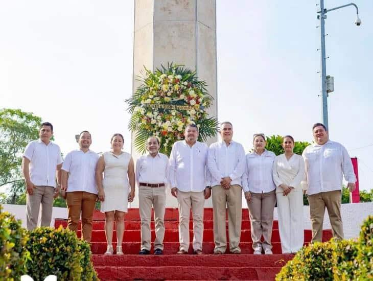 Minatitlán conmemora el 177 Aniversario de la Gesta Heroica de los Niños Héroes con ofrenda floral