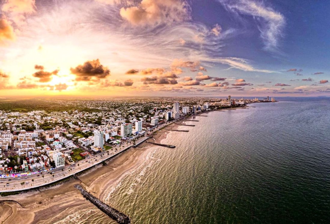 Turistas de Perú y centro de México visitan la zona conurbada Veracruz - Boca del Río: Guías