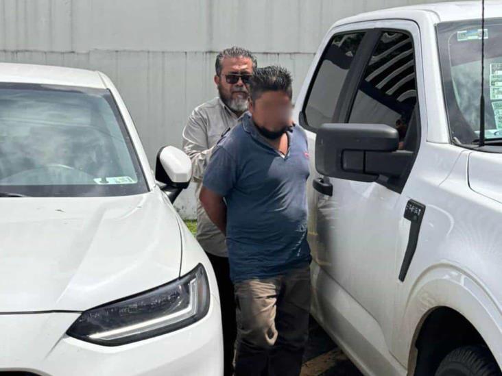 Taxista es detenido en Xalapa; lo acusan por la desaparición y muerte de su pareja