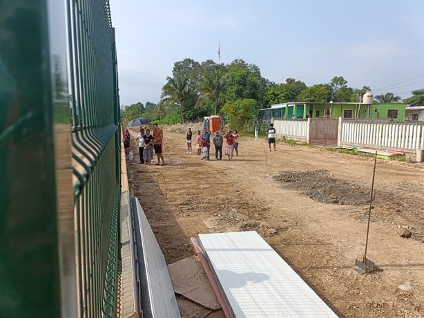 Tren Interoceánico: primer recorrido de Coatza a Chiapas genera interés en su paso por Moloacán | VIDEO