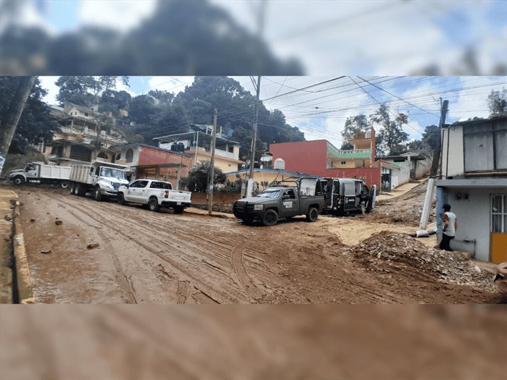 Desalojan a 8 familias en la colonia 9 de abril en Xalapa