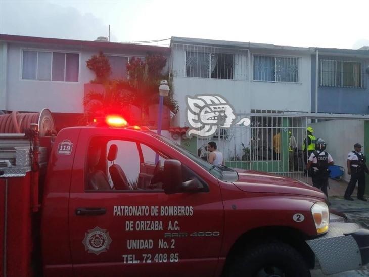 Rescatan a una mujer de un incendio en su vivienda en Orizaba