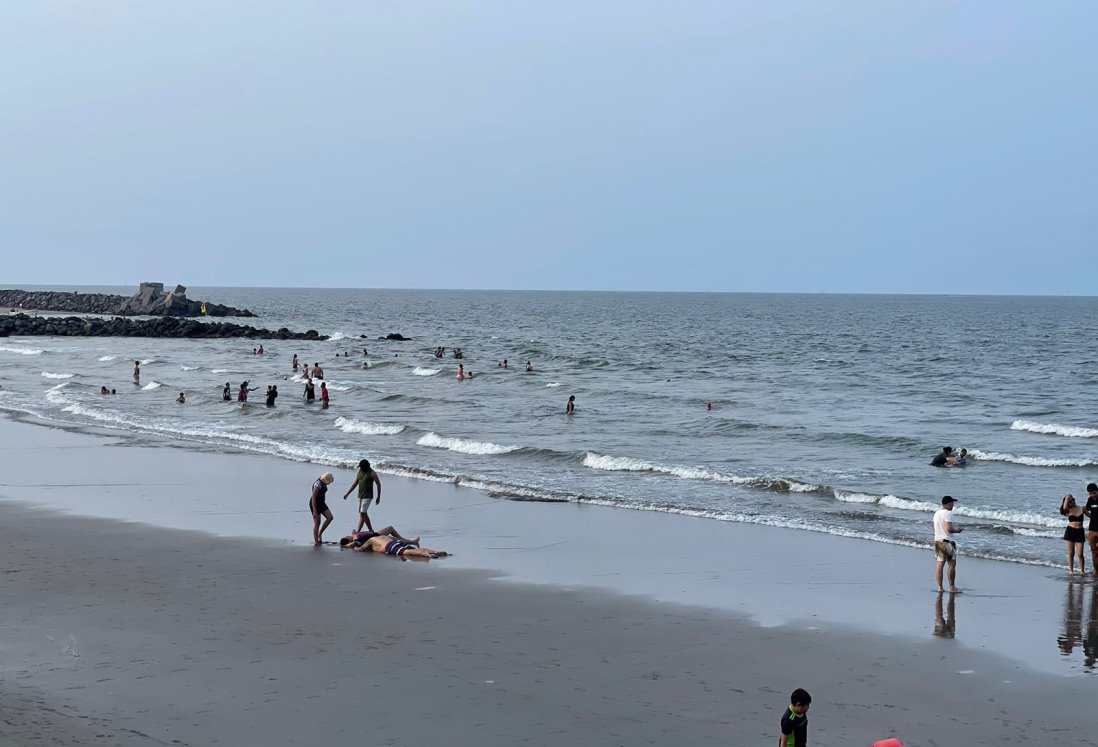 Afluencia turística en playas de Boca del Río crece un 50% durante puente patrio