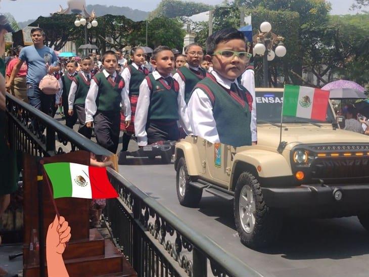 Estudiantes de Orizaba forman parte del desfile conmemorativo de la Independencia