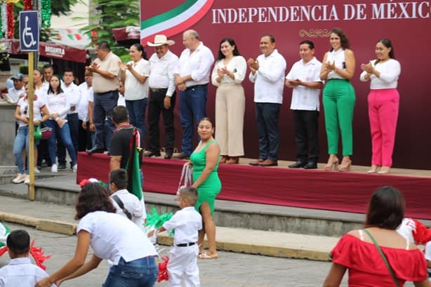 En Misantla, desfile por el 214 aniversario del inicio de la lucha de Independencia