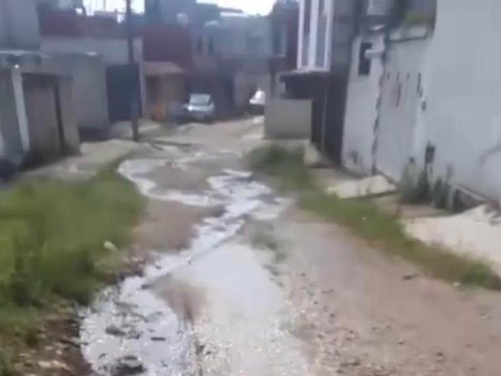 Fugas de agua son frecuentes en colonias de Xalapa