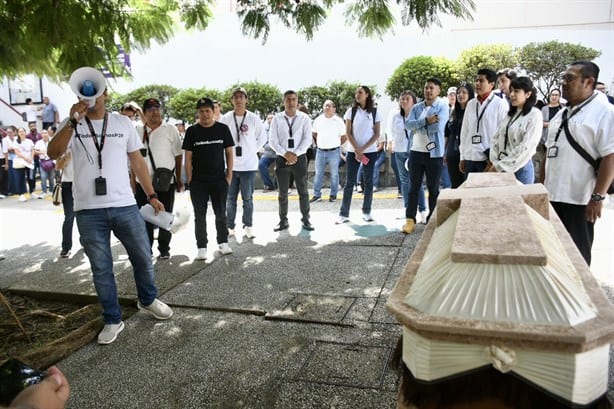 ´Sepultan´ a la justicia en Xalapa durante protesta contra reforma judicial