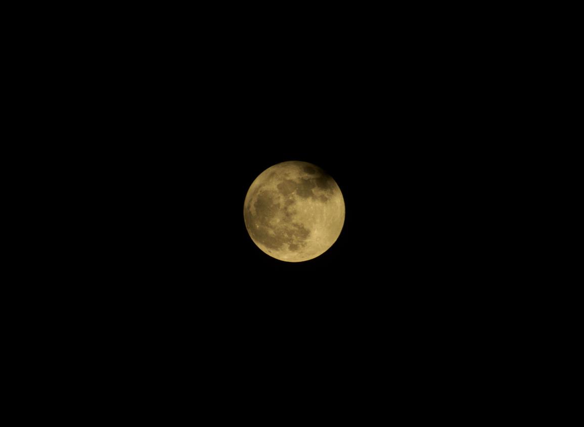 Eclipse lunar parcial cautiva a Coatzacoalcos y el sur de Veracruz l VIDEO