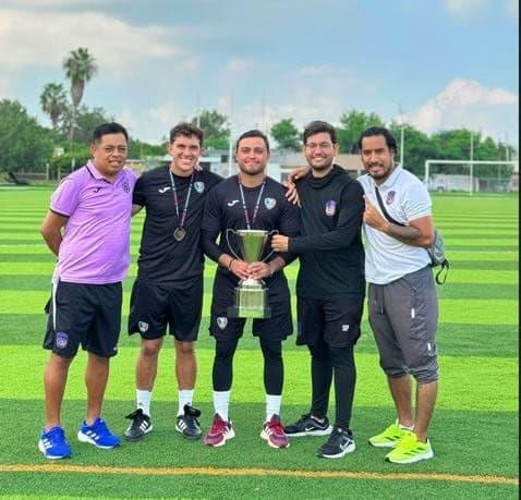 Se corona la sub-17 del Racing de Veracruz