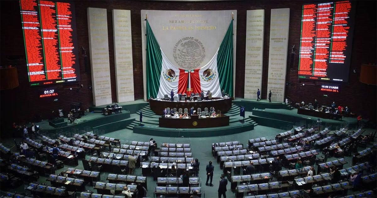 Cámara de diputados agenda revisión de iniciativa a reforma sobre aumento al salario mínimo en México