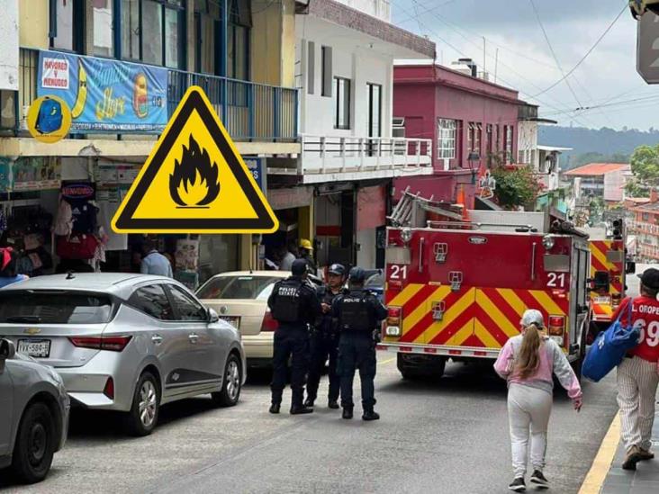 Flamazo en el centro de Xalapa causa pánico y moviliza a bomberos