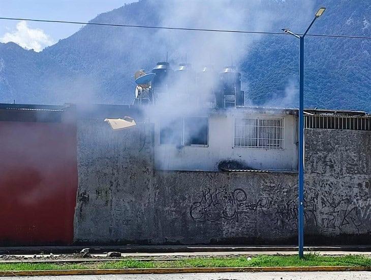 Vivienda en Río Blanco queda reducida a cenizas; no hubo heridos