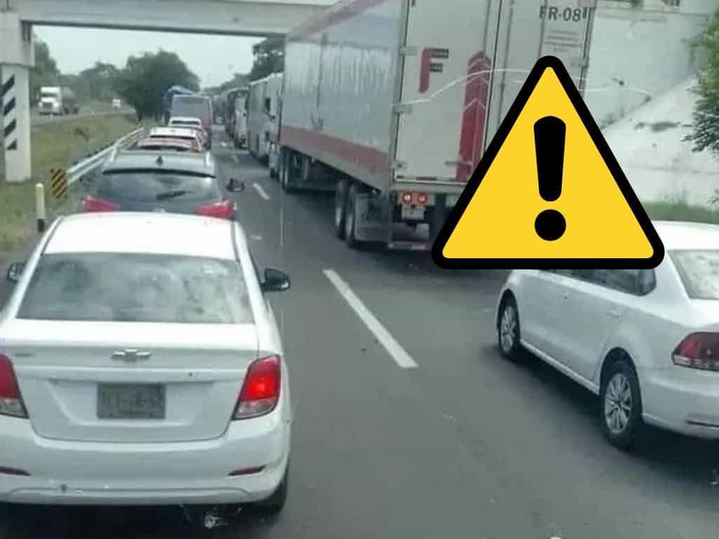 Reportan filas de hasta 8 kilómetros en la autopista La Tinaja-Isla ¡Extrema precauciones!