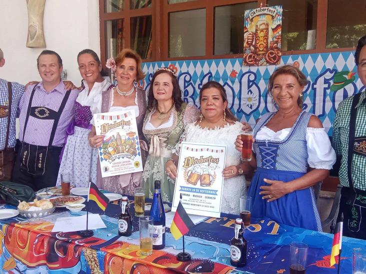 Integrantes del Deutscher Klub Veracruz invitan al Oktoberfest 2024