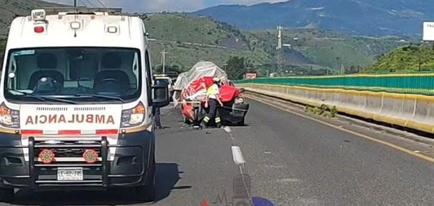 Un muerto y un herido tras accidente en la autopista Puebla-Orizaba