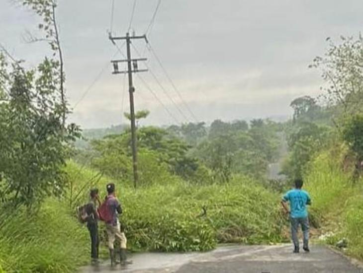 Intensas lluvias afectan vialidades en Las Choapas, urgen reparaciones