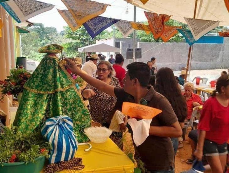 Celebran al apóstol Santiago en Acayucan