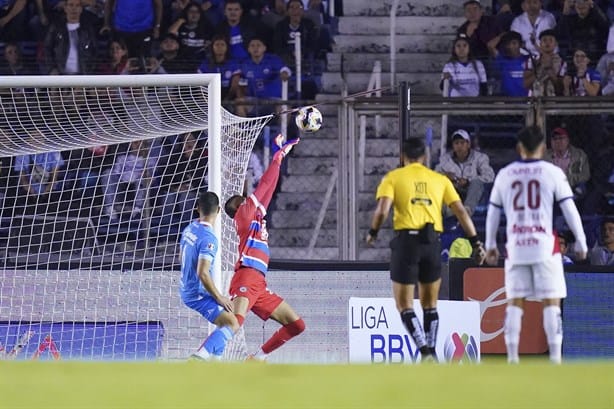 Manda Cruz Azul el torneo Apertura 2024