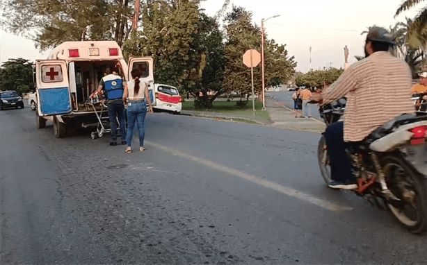 Accidente en carretera Cosamaloapan-Tlacotalpan deja a menor herida de gravedad