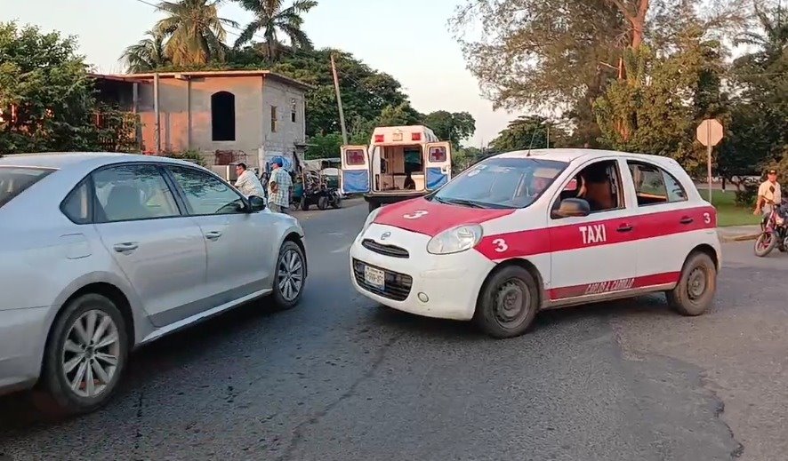 Accidente en carretera Cosamaloapan-Tlacotalpan deja a menor herida de gravedad