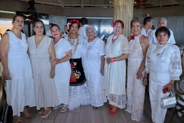 Virginia Camargo de Suárez celebra 70 años de vida, al estilo jarocho