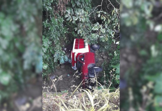 Camioneta cae a un barranco en Misantla: ¿Qué pasó? 
