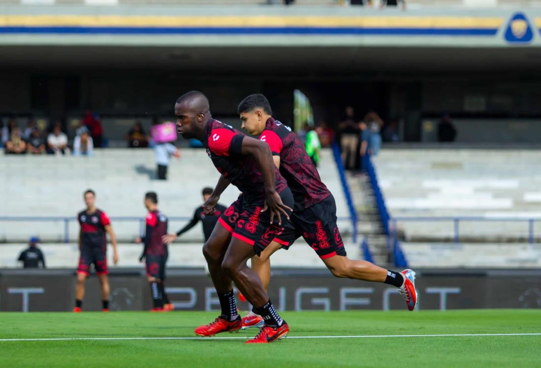 Vacunan a Xolos de Tijuana en casa de Pumas