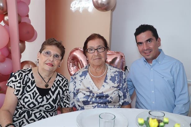 Anita Morales Morales cumplió 97 años de feliz existencia