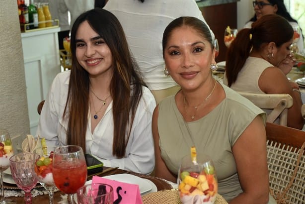 Gissel Castellanos disfruta brunch de aniversario