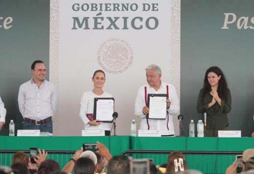 Rescate de mineros de Pasta de Conchos y El Pinabete continuará, AMLO y Sheinbaum firman convenio