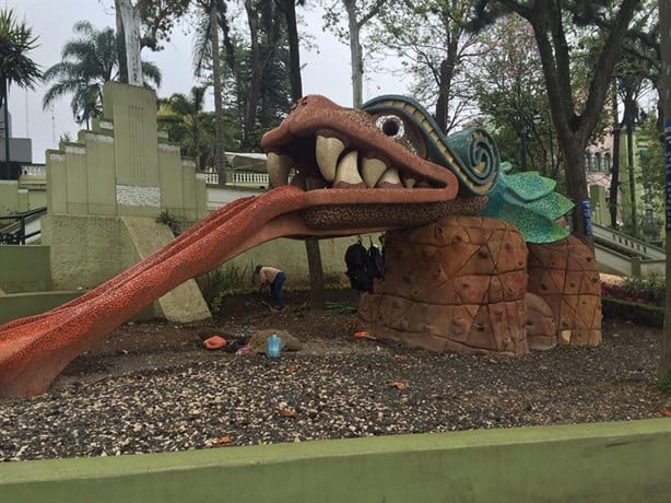 ¿Ya la conoces?, esta es la segunda escultura de serpiente en Xalapa, similar a la del Parque Natura 