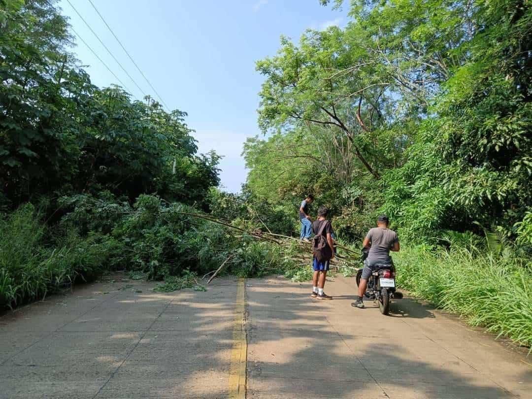 Presa Yurivia: Tatahuicapan anuncia bloqueo total, cierran carreteras y suspende clases