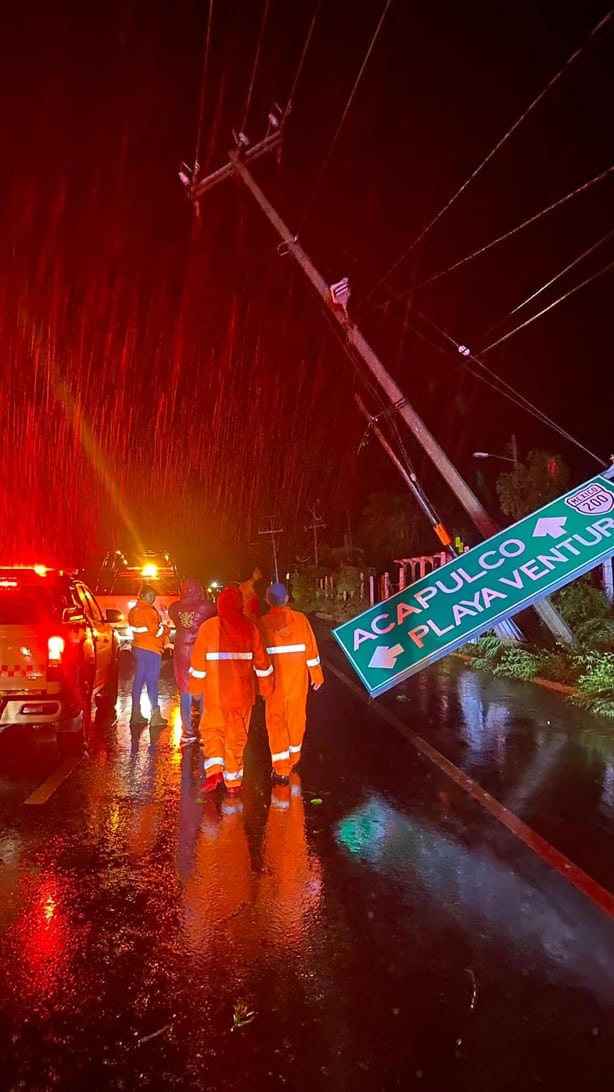 Este es el estado actual del huracán John; hay 2 víctimas fatales