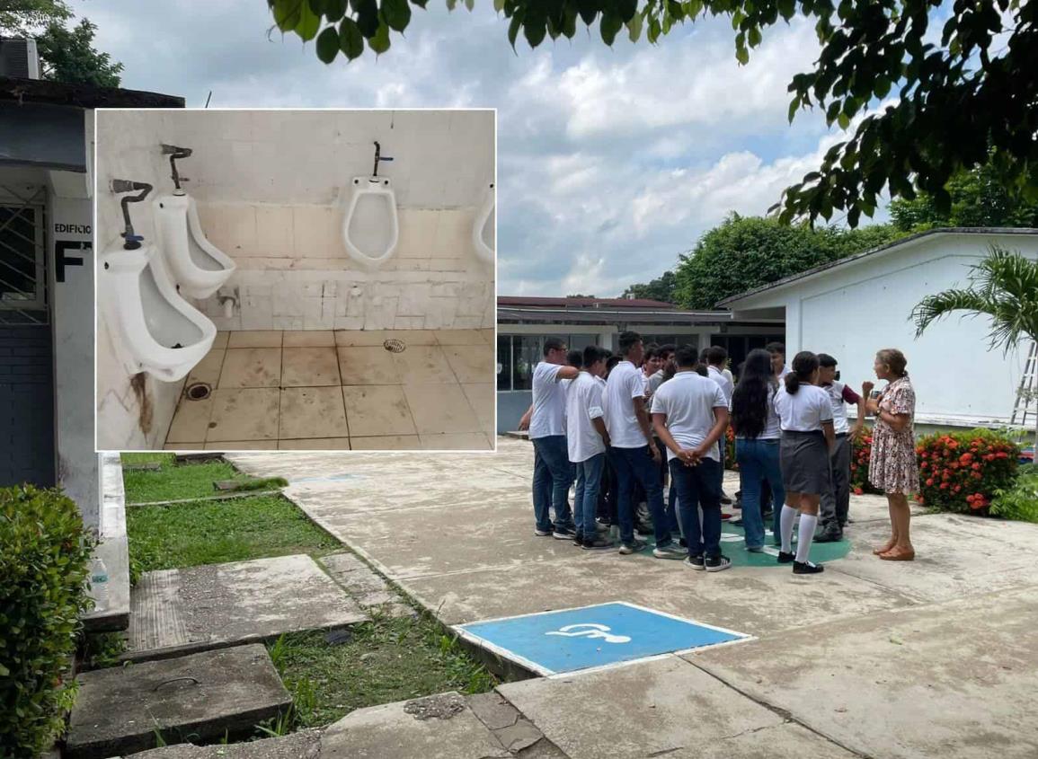 Un asco los baños en el Cobaev de Agua Dulce; alumnos tienen que aguantar hasta llegar a casa