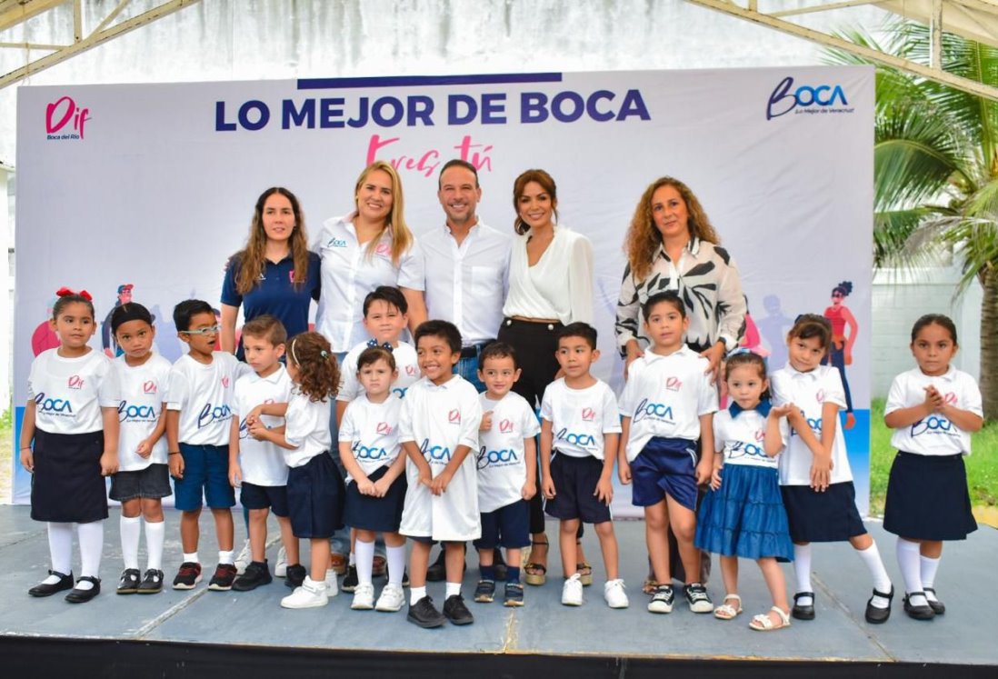 Ayuntamiento de Boca del Río entrega 200 uniformes a niños de CAIC y CADI