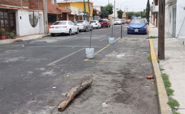 ¿De cuánto es la multa por apartar lugares en calles de Veracruz y cómo denunciarlo?