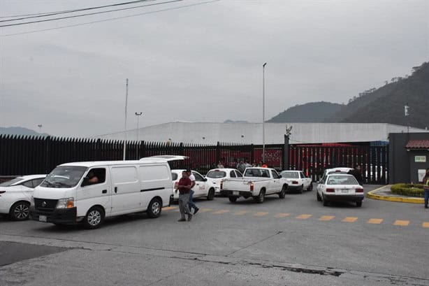 Acusan a Coca-Cola Femsa de abuso laboral: bloquean acceso en Orizaba