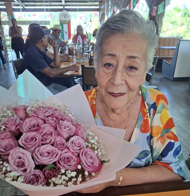 Sol y Sones de María Elena Hernández Lara, cronista de Tierra Blanca