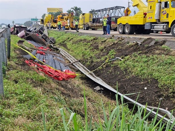 Identifican a trailero fallecido en accidente sobre la Autopista Orizaba-Córdoba